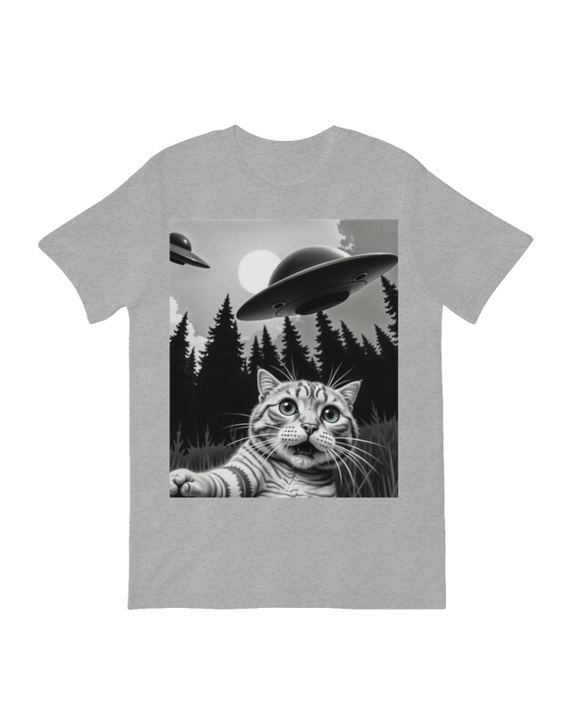 UFO Cat graphic printed t-shirt for men and women – soft cotton tee with fun design