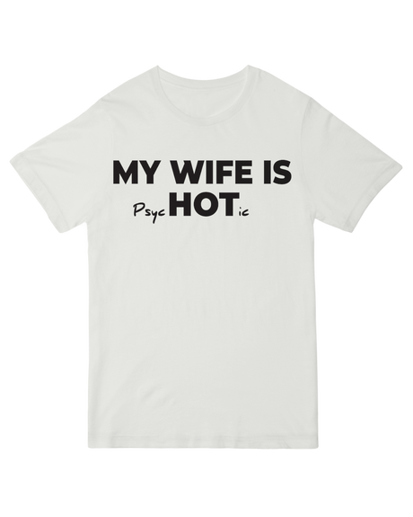 "Red 'Sooo Hot' sassy t-shirt for women and men - bold confidence graphic tee"